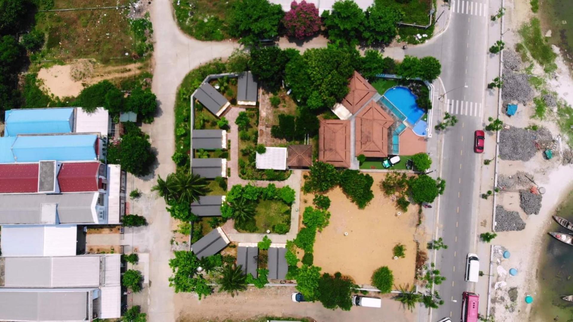 B&H Villa - Villa Has Swimming Pool Lang Co Bagian luar foto